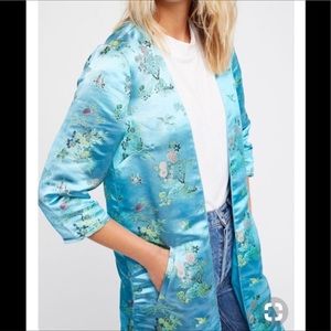 Free people Satin kimono